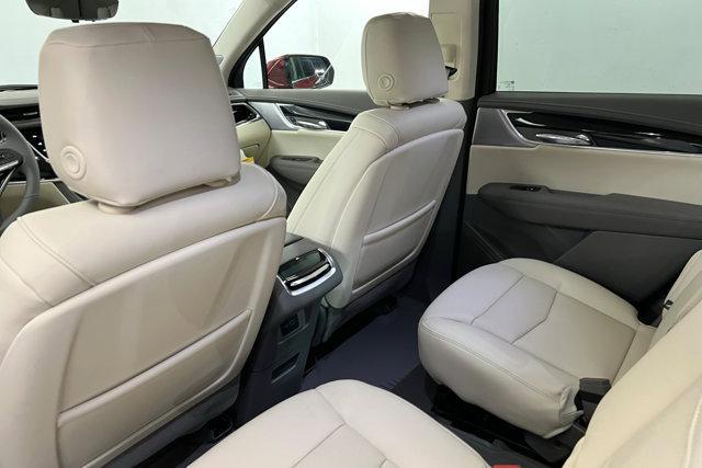 new 2025 Cadillac XT6 car, priced at $65,690