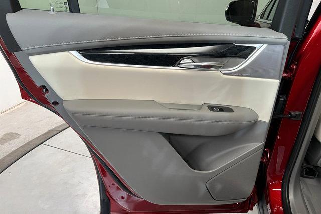 new 2025 Cadillac XT6 car, priced at $65,690