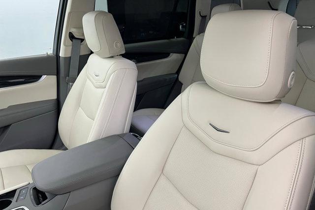 new 2025 Cadillac XT6 car, priced at $65,690