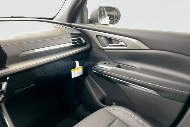 new 2025 Chevrolet Traverse car, priced at $46,310