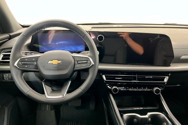 new 2025 Chevrolet Traverse car, priced at $46,310