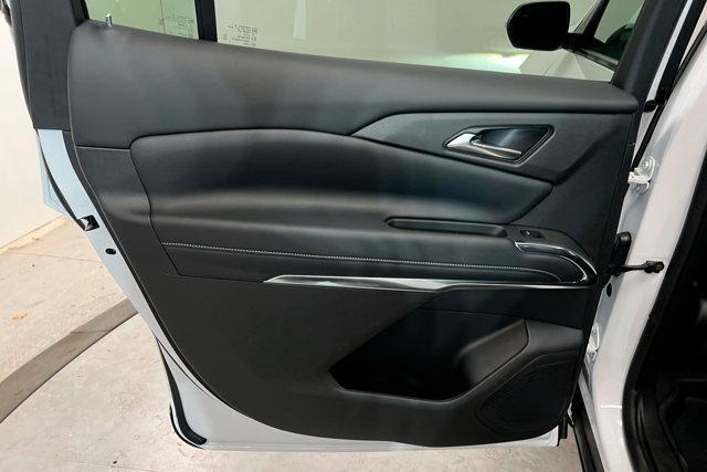 new 2025 Chevrolet Traverse car, priced at $46,310
