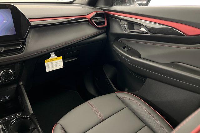new 2025 Chevrolet TrailBlazer car, priced at $33,120