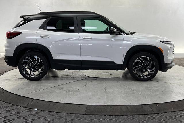new 2025 Chevrolet TrailBlazer car, priced at $33,120