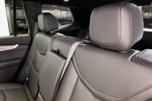 new 2025 Cadillac XT6 car, priced at $54,265