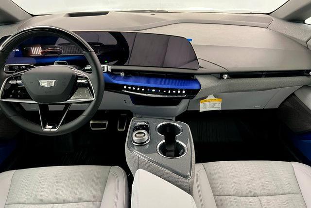 new 2025 Cadillac OPTIQ car, priced at $58,090