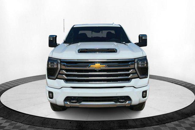 new 2026 Chevrolet Silverado 3500 car, priced at $92,425