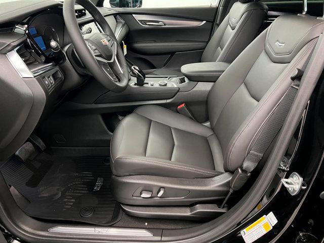 new 2025 Cadillac XT5 car, priced at $48,825