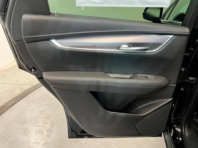 new 2025 Cadillac XT5 car, priced at $48,825