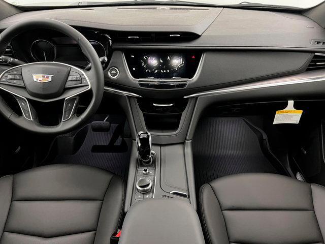 new 2025 Cadillac XT5 car, priced at $48,825