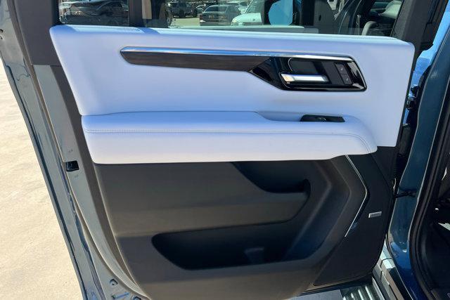 new 2026 Chevrolet Suburban car, priced at $91,745