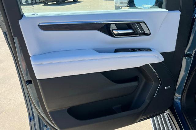 new 2026 Chevrolet Suburban car, priced at $91,745