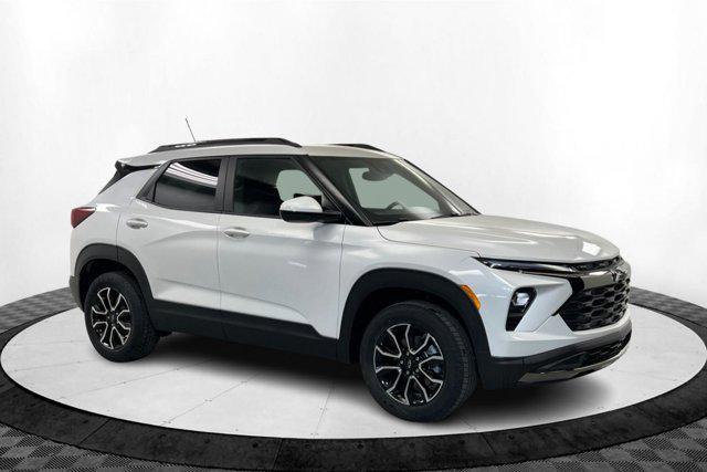 new 2025 Chevrolet TrailBlazer car, priced at $34,970