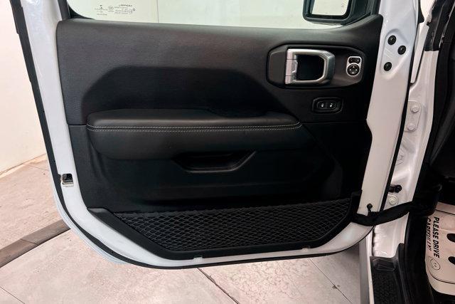 used 2020 Jeep Wrangler Unlimited car, priced at $40,325
