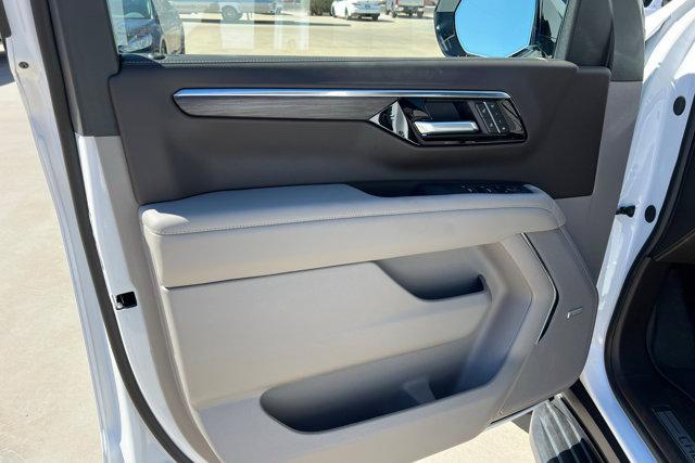 new 2026 Chevrolet Suburban car, priced at $77,560
