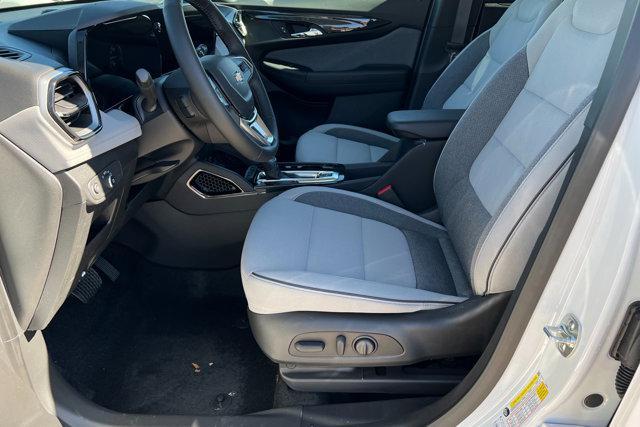 new 2025 Chevrolet TrailBlazer car, priced at $28,725