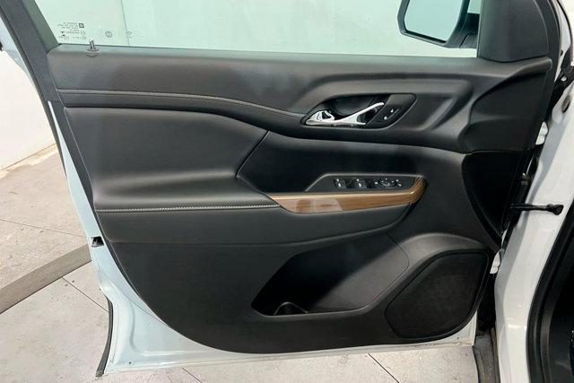 used 2023 GMC Acadia car, priced at $25,878