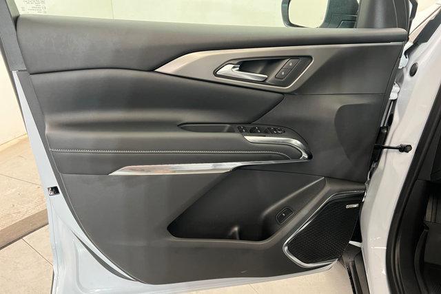 new 2026 Chevrolet Traverse car, priced at $52,570