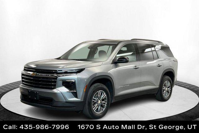 used 2025 Chevrolet Traverse car, priced at $38,216
