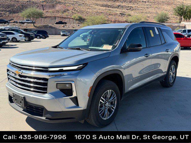 used 2025 Chevrolet Traverse car, priced at $38,905