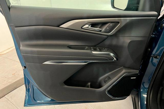 new 2025 Chevrolet Traverse car, priced at $50,230
