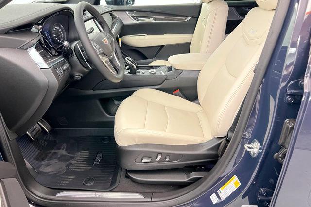new 2025 Cadillac XT5 car, priced at $63,690