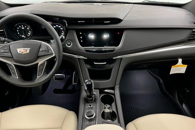 new 2025 Cadillac XT5 car, priced at $63,690