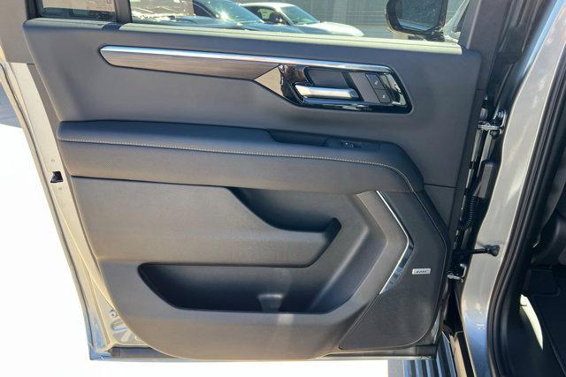 new 2026 Chevrolet Suburban car, priced at $92,095