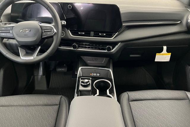 new 2026 Chevrolet Equinox car, priced at $36,860