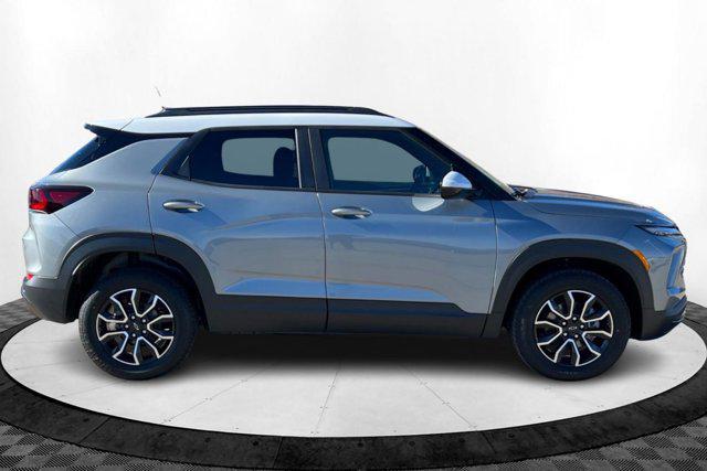 new 2025 Chevrolet TrailBlazer car, priced at $33,430