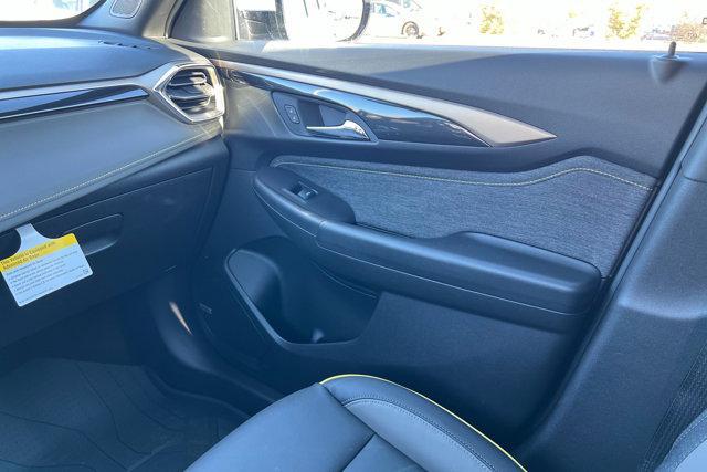 new 2025 Chevrolet TrailBlazer car, priced at $33,430