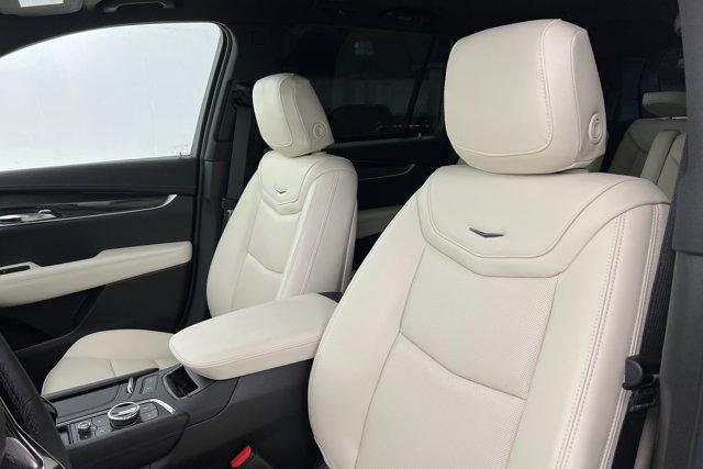 new 2025 Cadillac XT6 car, priced at $68,365