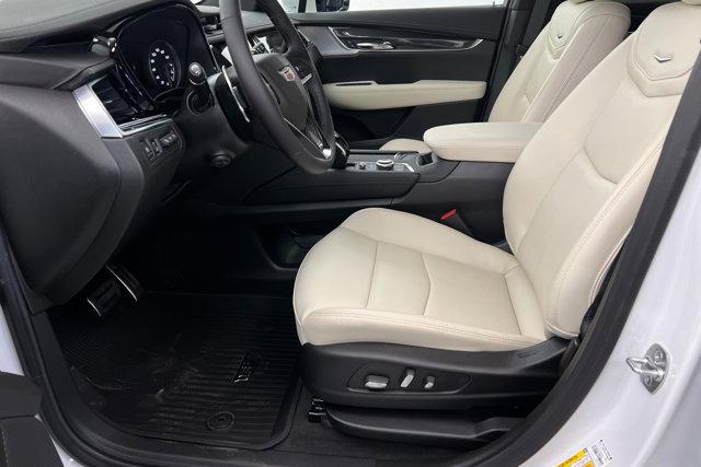 new 2025 Cadillac XT6 car, priced at $68,365