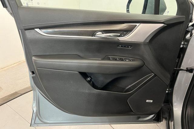 used 2024 Cadillac XT6 car, priced at $52,037
