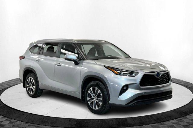 used 2024 Toyota Highlander Hybrid car, priced at $43,710