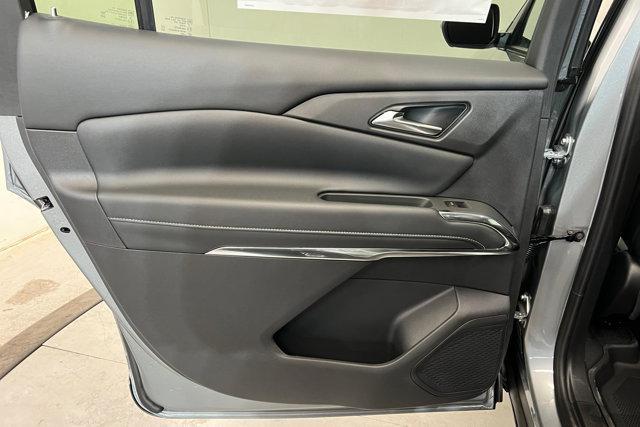 new 2026 Chevrolet Traverse car, priced at $47,640