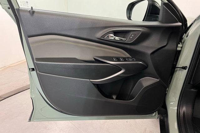 new 2025 Chevrolet Trax car, priced at $26,955