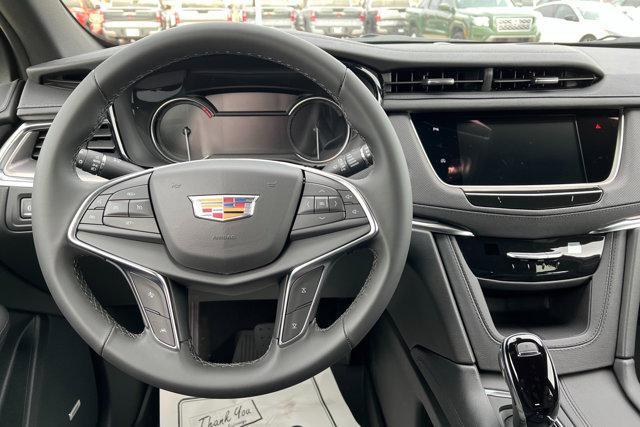 new 2025 Cadillac XT5 car, priced at $48,100