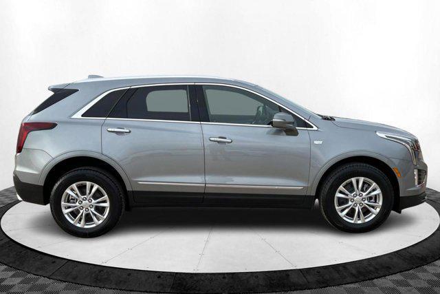 new 2025 Cadillac XT5 car, priced at $48,100