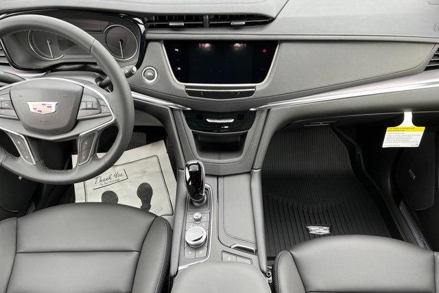 new 2025 Cadillac XT5 car, priced at $48,100