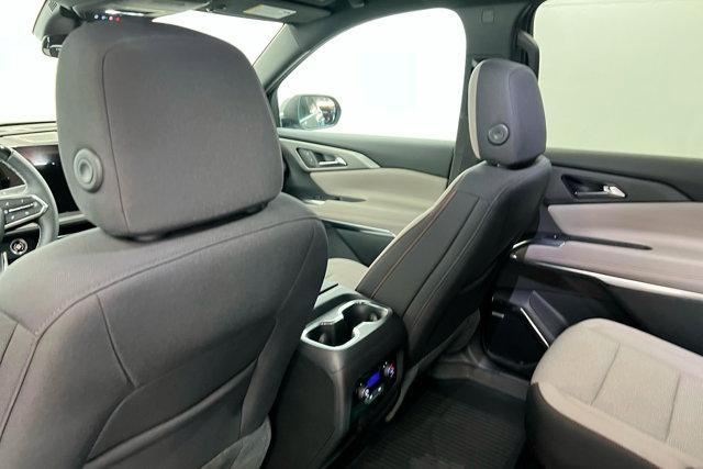 new 2025 Chevrolet Traverse car, priced at $49,230