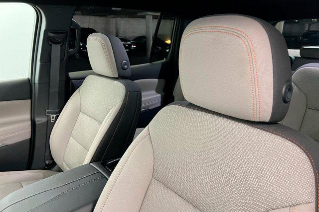 new 2025 Chevrolet Traverse car, priced at $49,230
