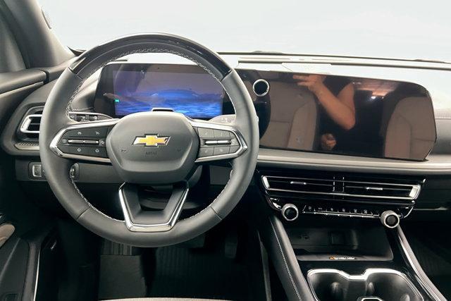 new 2025 Chevrolet Traverse car, priced at $49,230