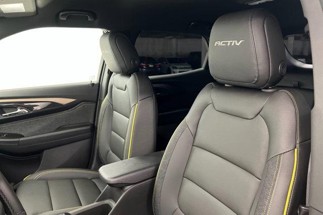 new 2025 Chevrolet TrailBlazer car, priced at $34,720