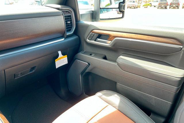 new 2025 Chevrolet Silverado 3500 car, priced at $92,165