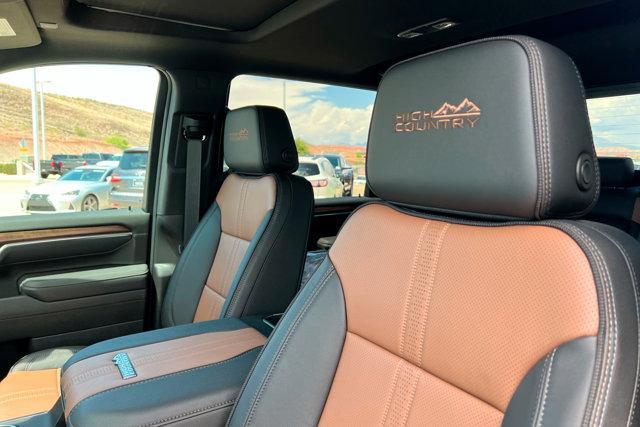 new 2025 Chevrolet Silverado 3500 car, priced at $92,165