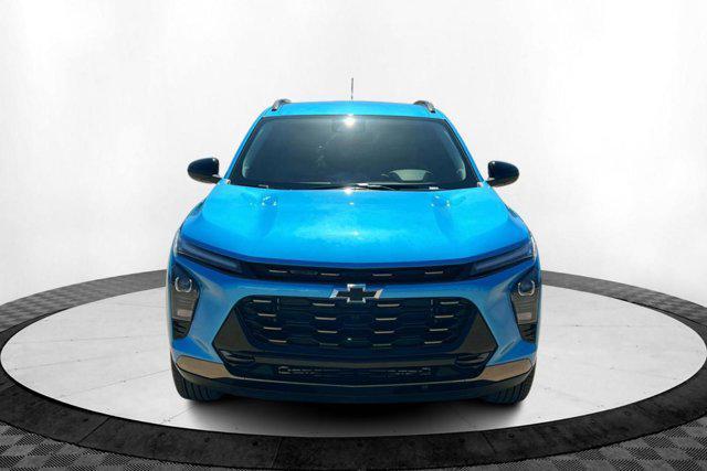 new 2025 Chevrolet Trax car, priced at $27,235