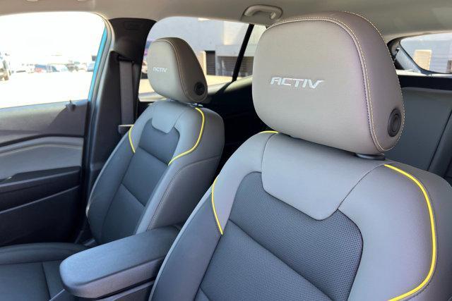 new 2025 Chevrolet Trax car, priced at $27,235