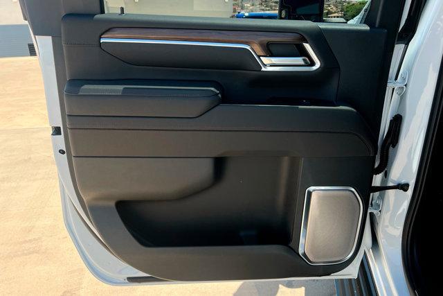 new 2025 Chevrolet Silverado 3500 car, priced at $91,085