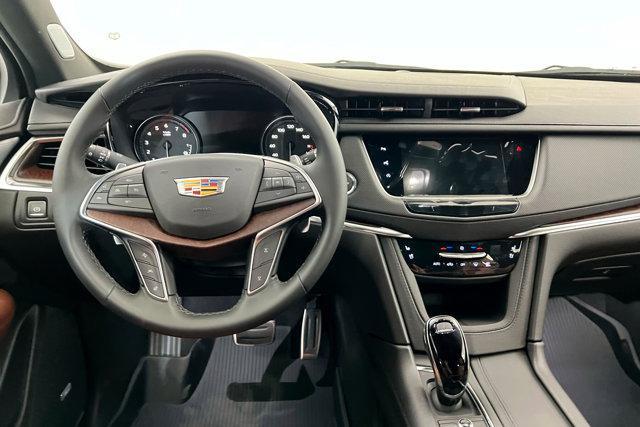 new 2025 Cadillac XT5 car, priced at $67,535